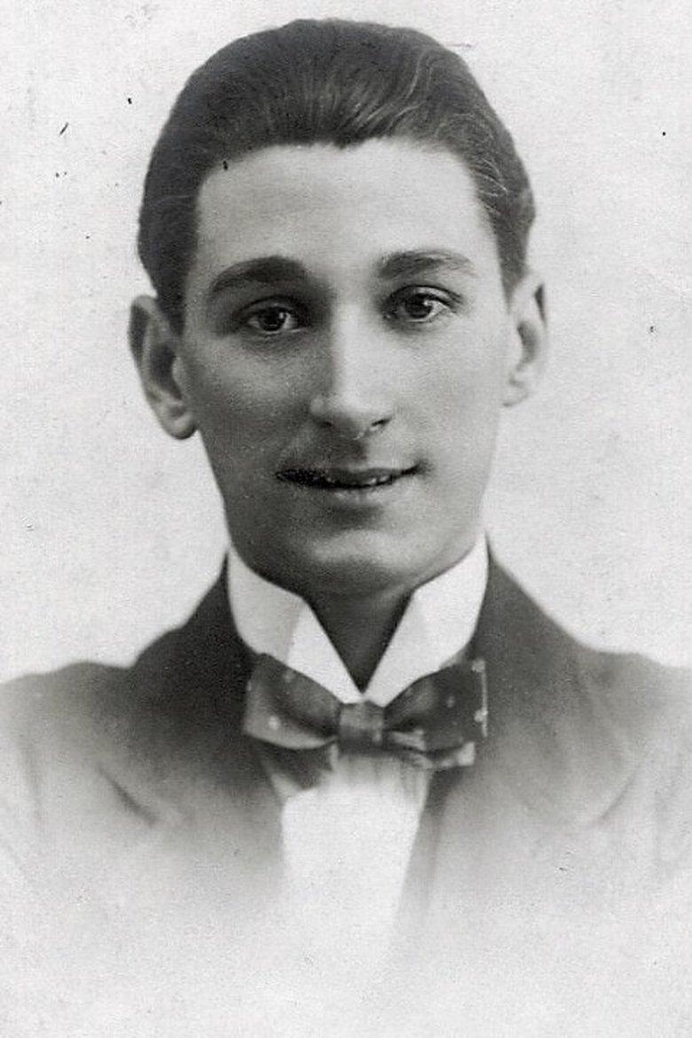 Heinrich Schtick / Translator (voice)