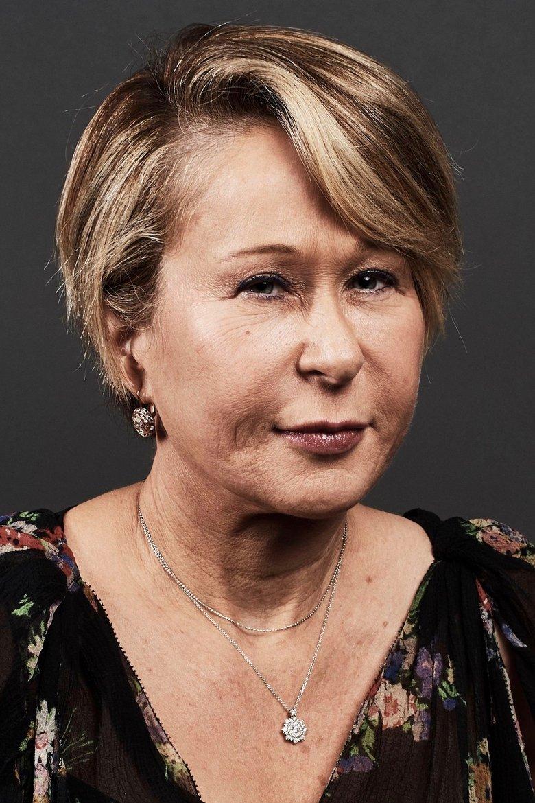 Woman Who Flirts with Howie (uncredited)