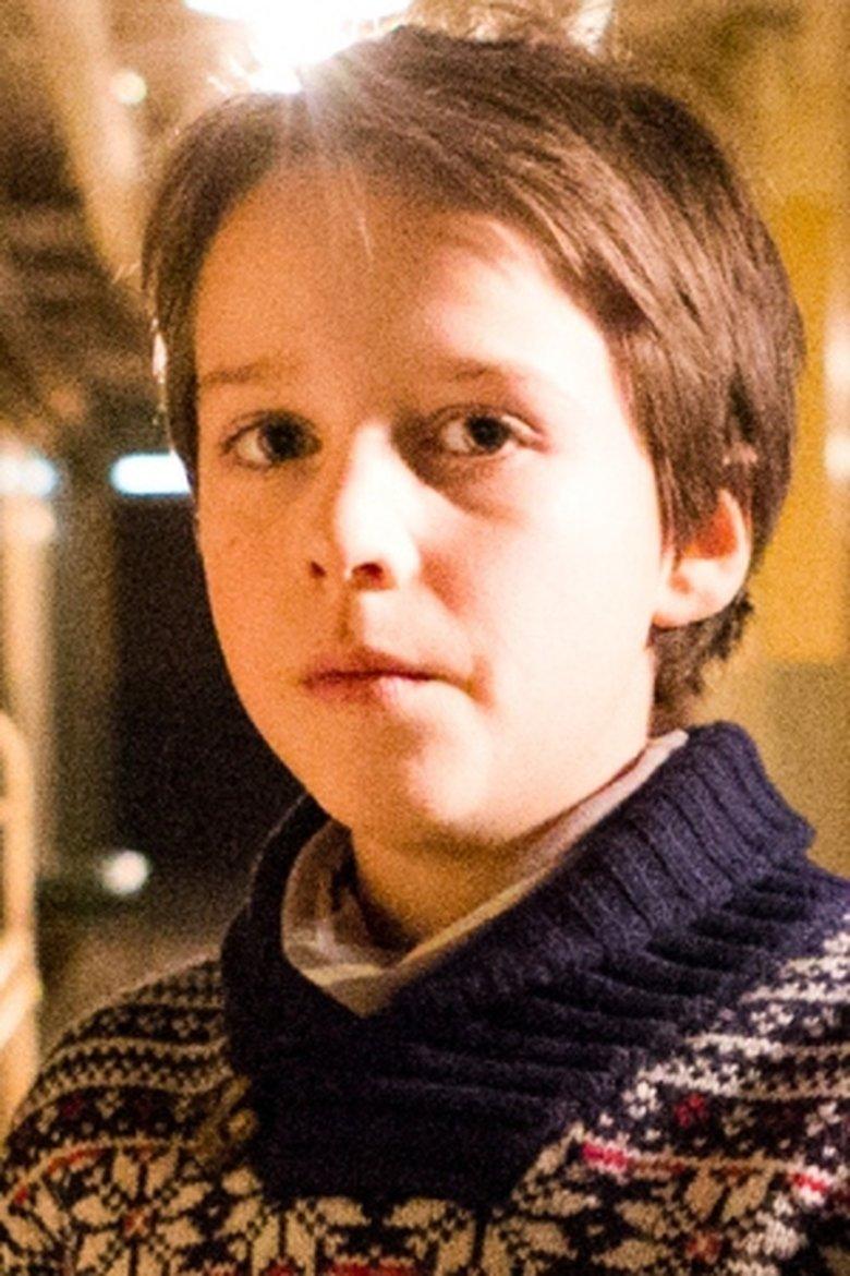 Simon (additional voice)