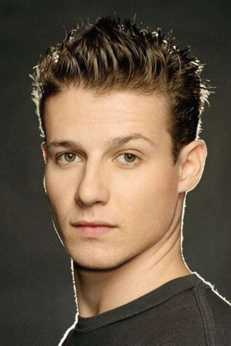 Officer Simon Jansen