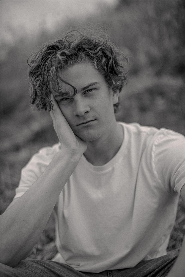 Young Manolo (singer)