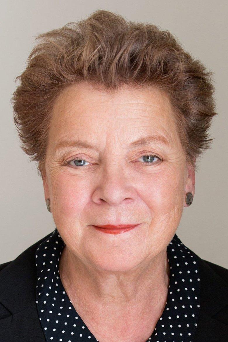 Grandma Paguro (voice)
