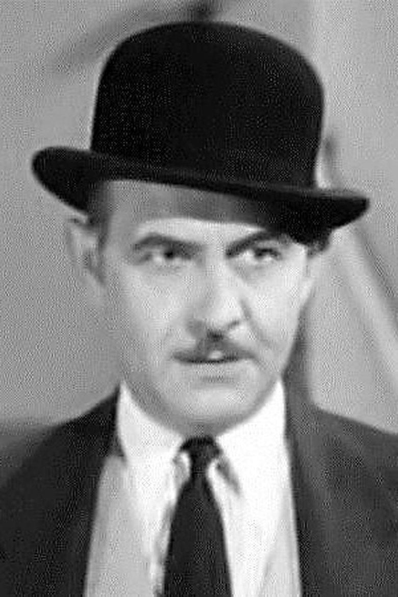 Reporter (uncredited)