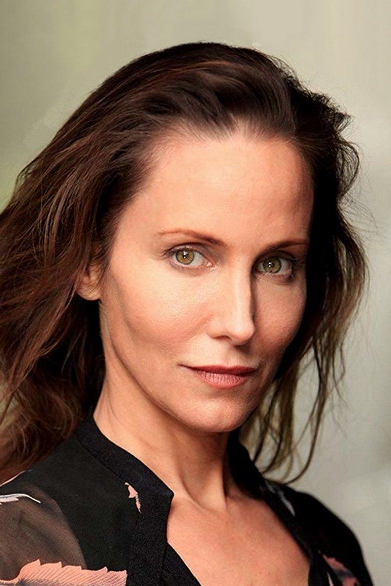 Tamara Steel
