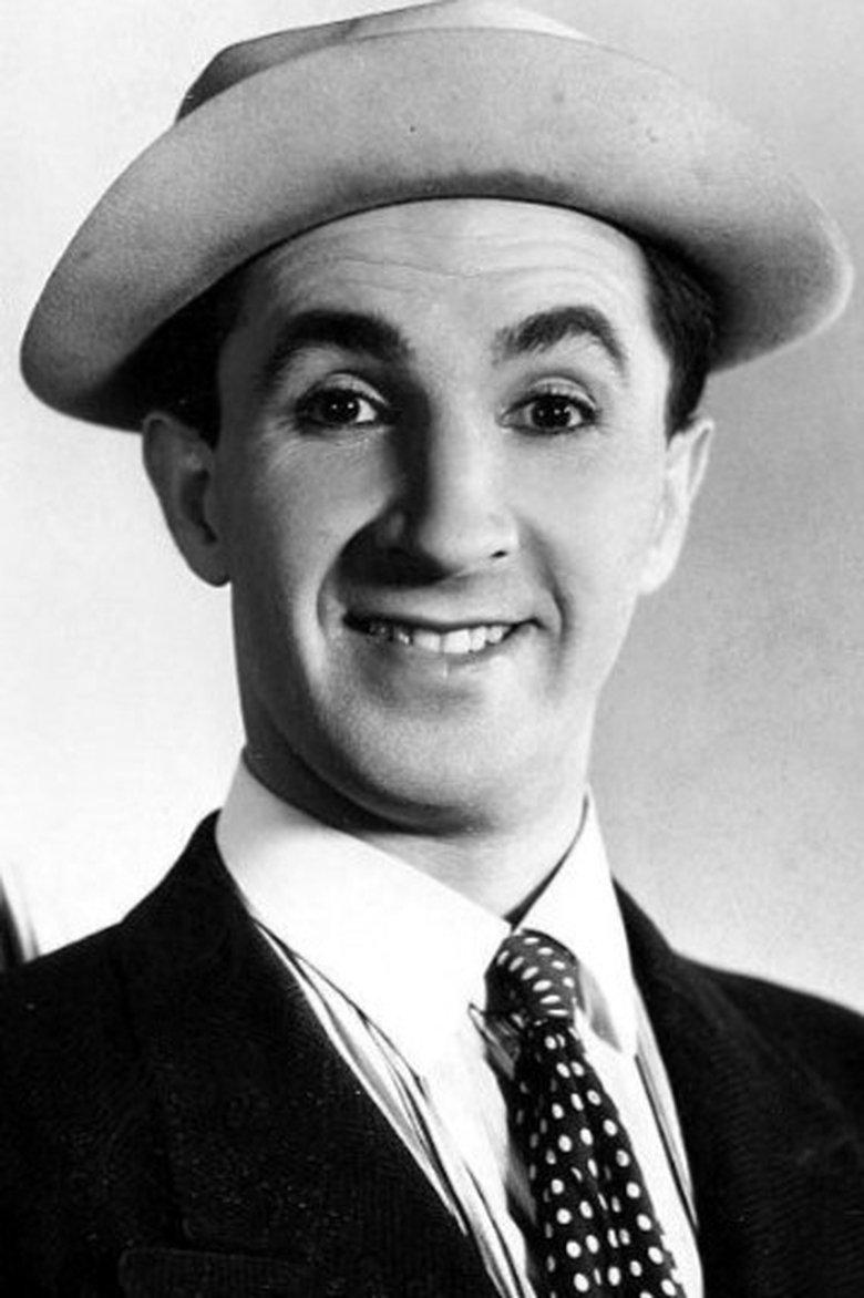 Mayor / Lollipop Guild Member (voice) (uncredited)