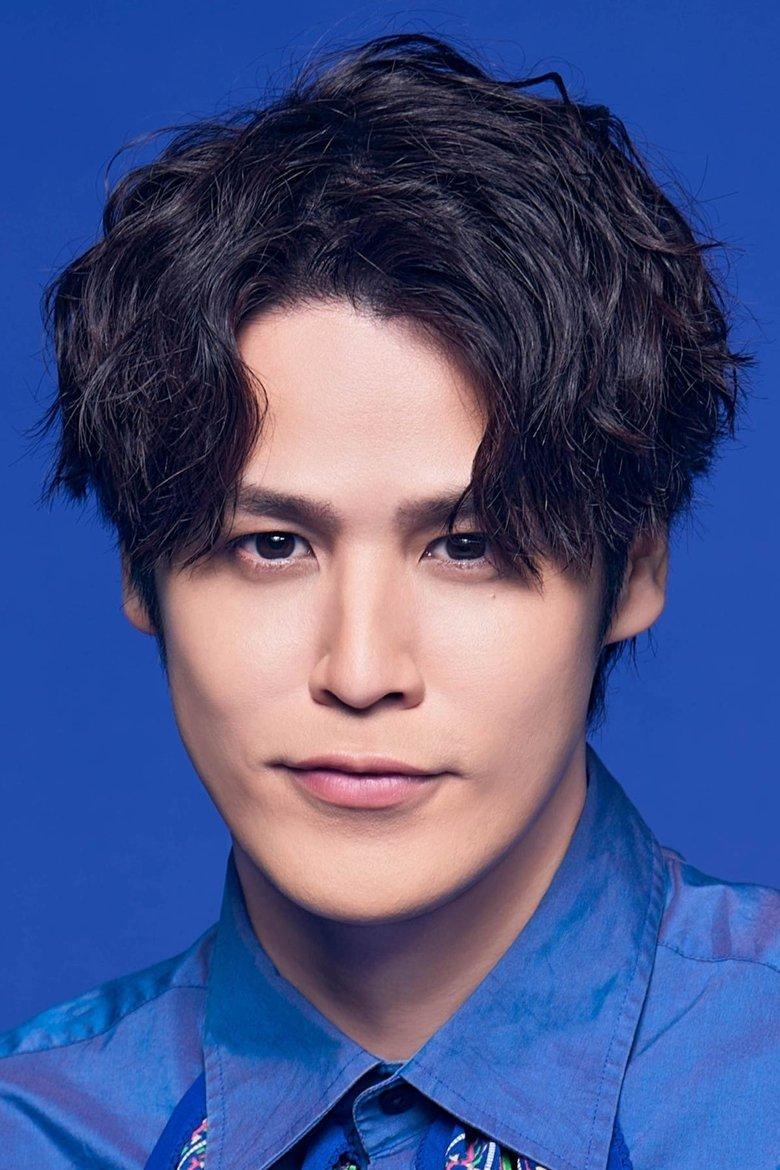 Muitaro Hitokawa / Guttokoraemaru (voice)