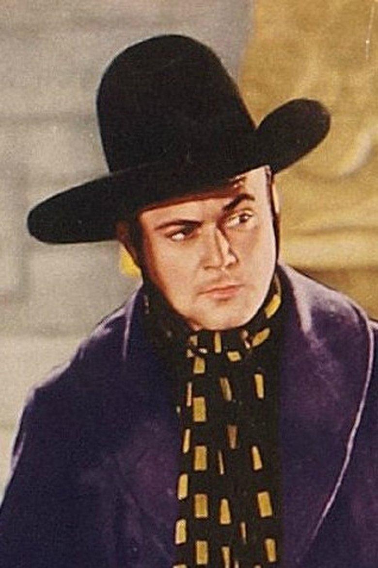Newsreel Man (uncredited)