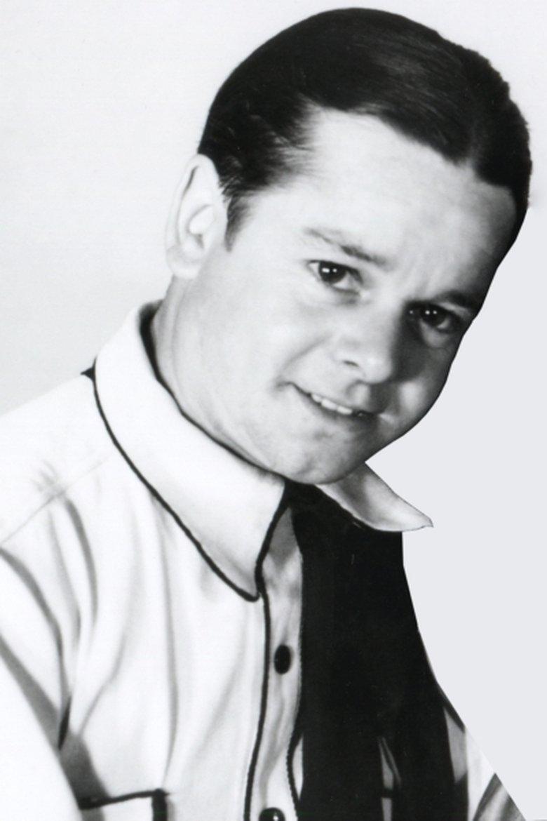 Munchkin (uncredited)