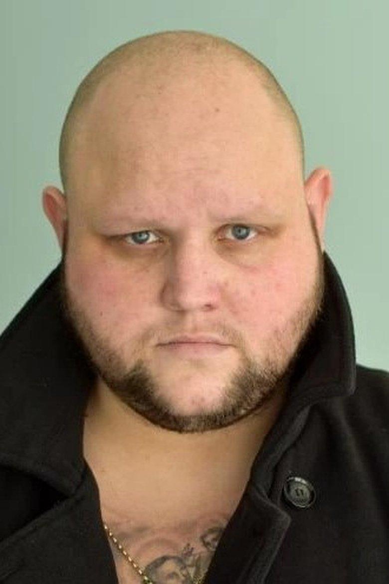 Biker Gang Inmate (uncredited)